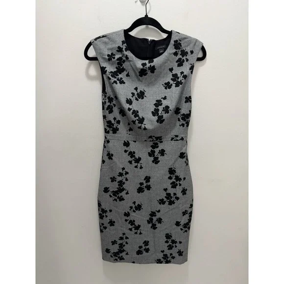 Ann Taylor Grey Black Floral Sheath Dress Size 4 - Picture 1 of 9